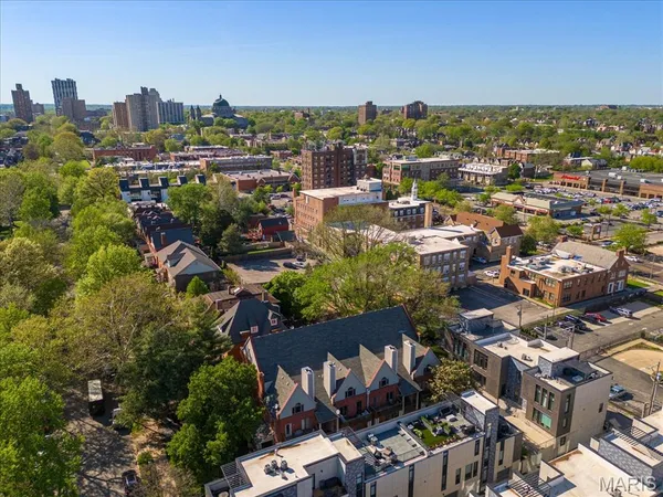 $315,000 | 4111 West Pine Boulevard, Unit 12, St. Louis, MO 63108