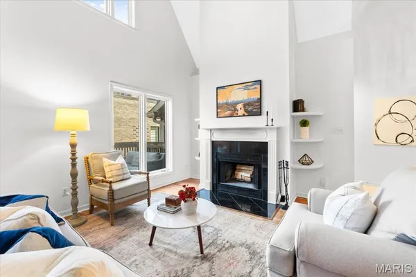 $315,000 | 4111 West Pine Boulevard, Unit 12, St. Louis, MO 63108