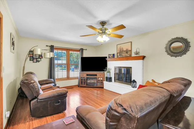 $255,000 | 2128 Bonnie Lane, Monticello, IL 61856