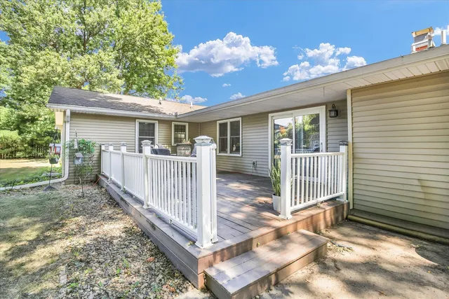 $255,000 | 2128 Bonnie Lane, Monticello, IL 61856