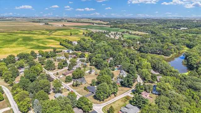 $255,000 | 2128 Bonnie Lane, Monticello, IL 61856