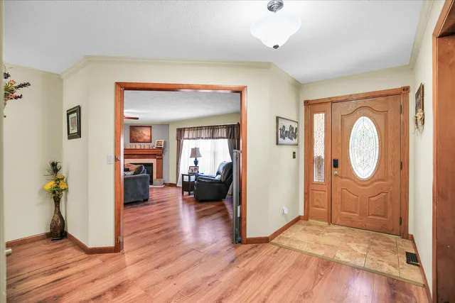 $255,000 | 2128 Bonnie Lane, Monticello, IL 61856