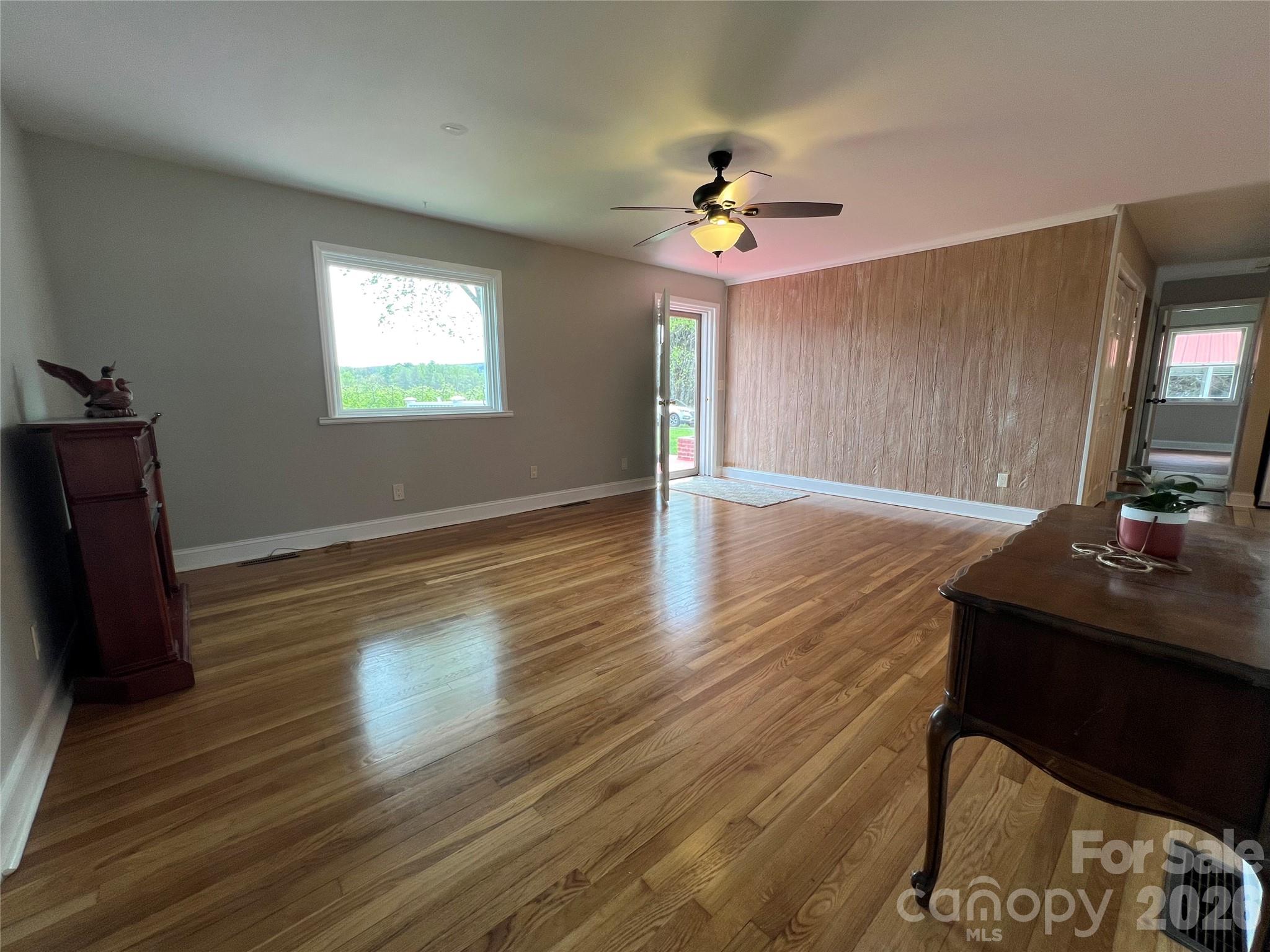 93 Laycock Road Hendersonville, NC 28792 - Photo 11 of 34