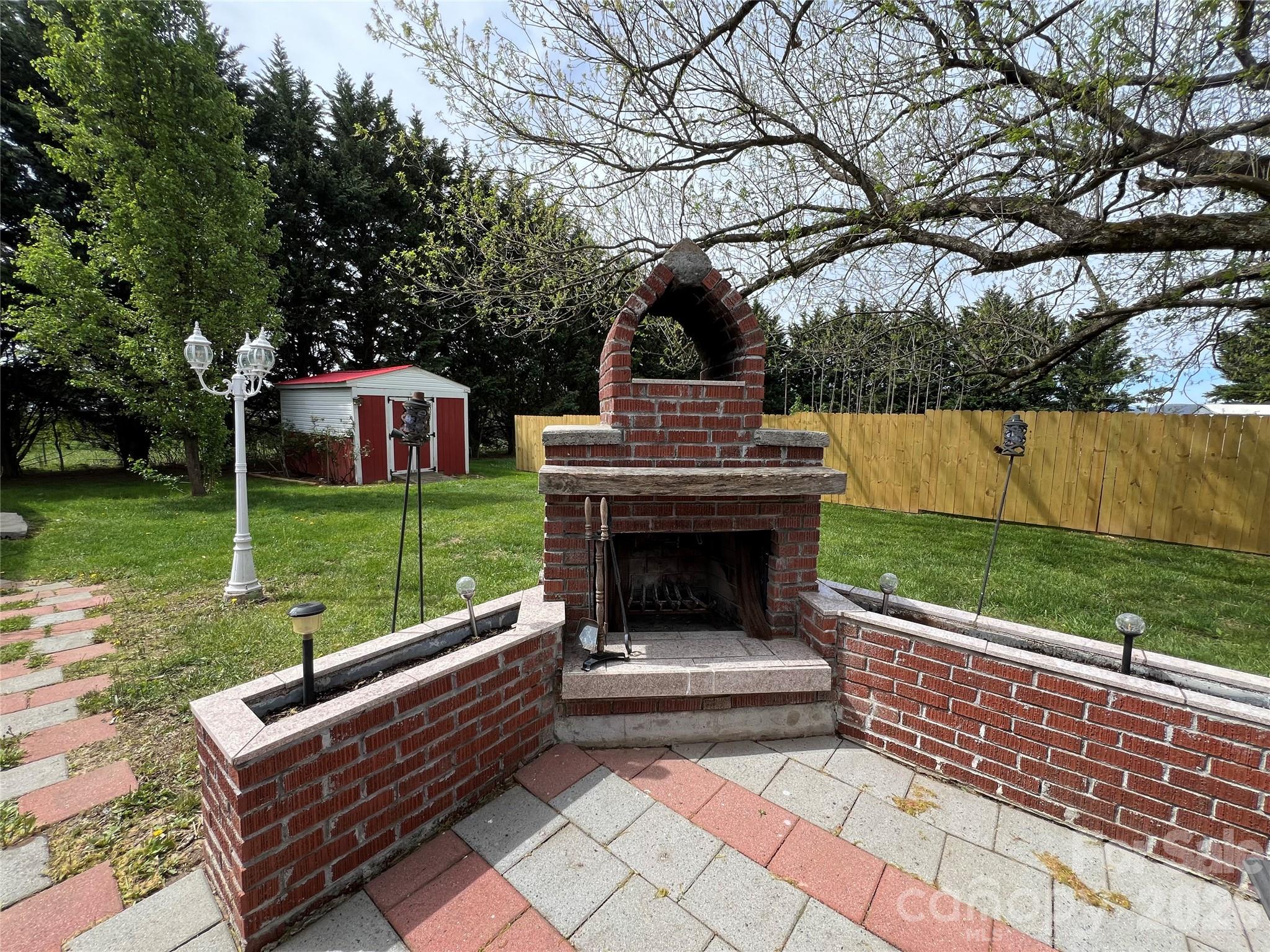 93 Laycock Road Hendersonville, NC 28792 - Photo 24 of 34