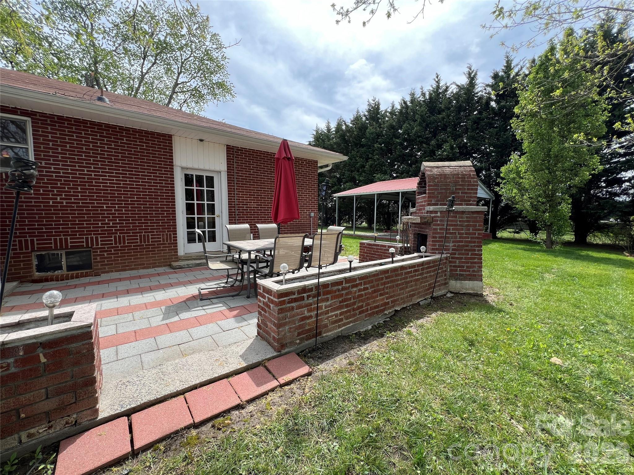 93 Laycock Road Hendersonville, NC 28792 - Photo 25 of 34