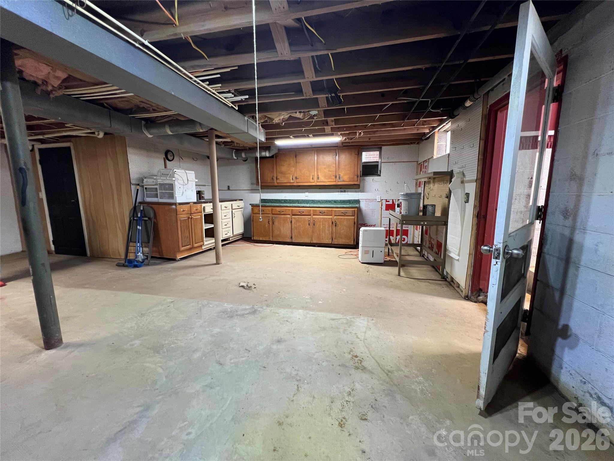 93 Laycock Road Hendersonville, NC 28792 - Photo 30 of 34