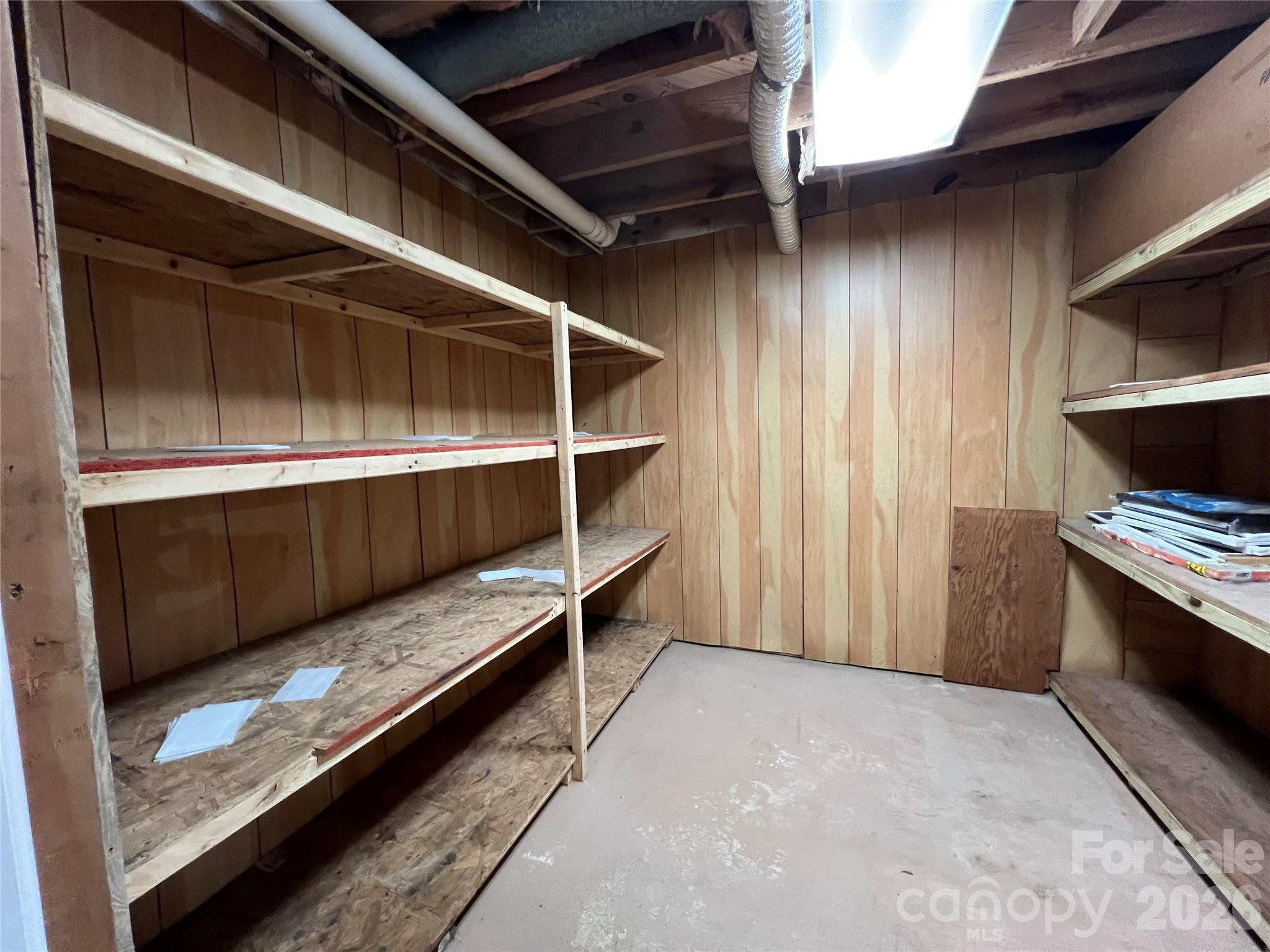 93 Laycock Road Hendersonville, NC 28792 - Photo 32 of 34