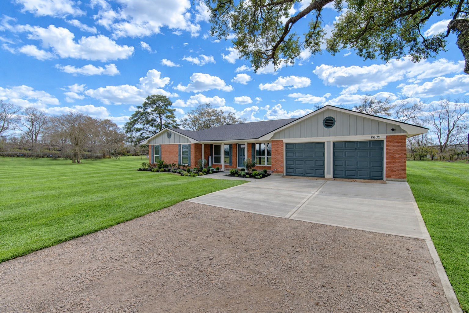 8602 Bissell Road Manvel, TX 77578 - Photo 3 of 50