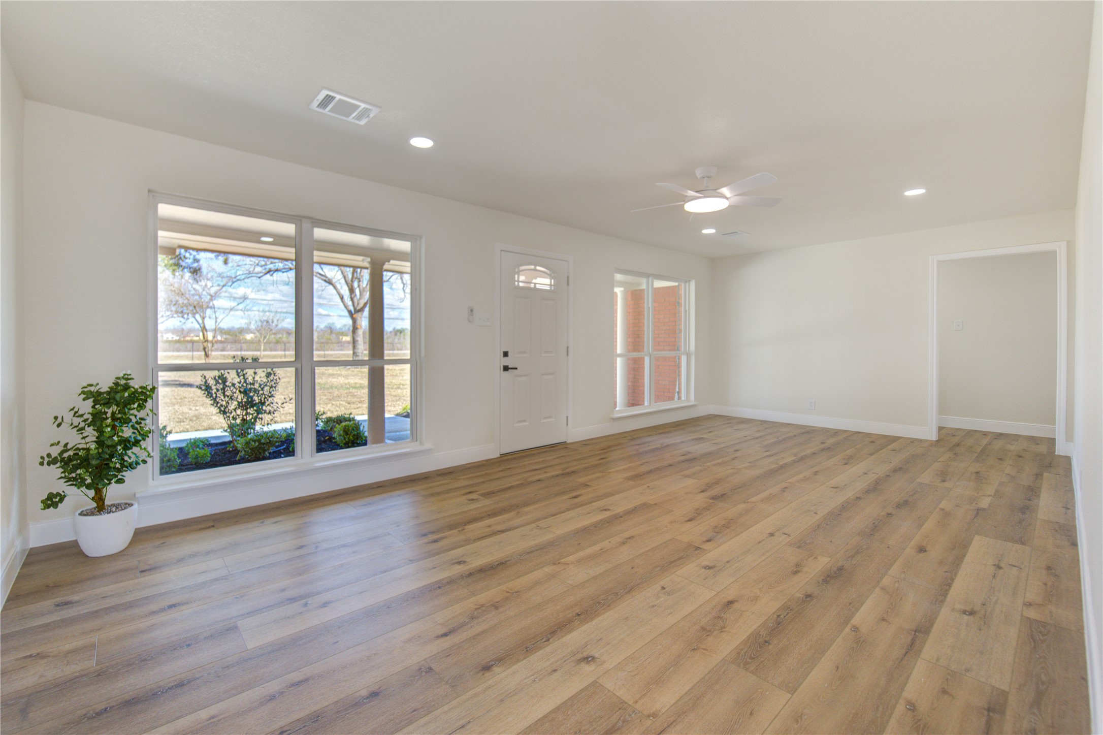 8602 Bissell Road Manvel, TX 77578 - Photo 9 of 50