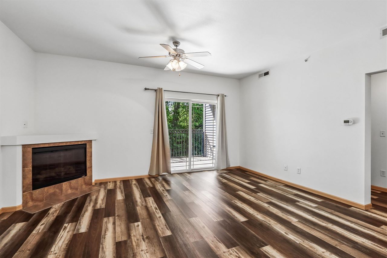 1092 Walnut Avenue, Unit 204 Riverside, IA 52327 - Photo 2 of 27 Gallery Image 2