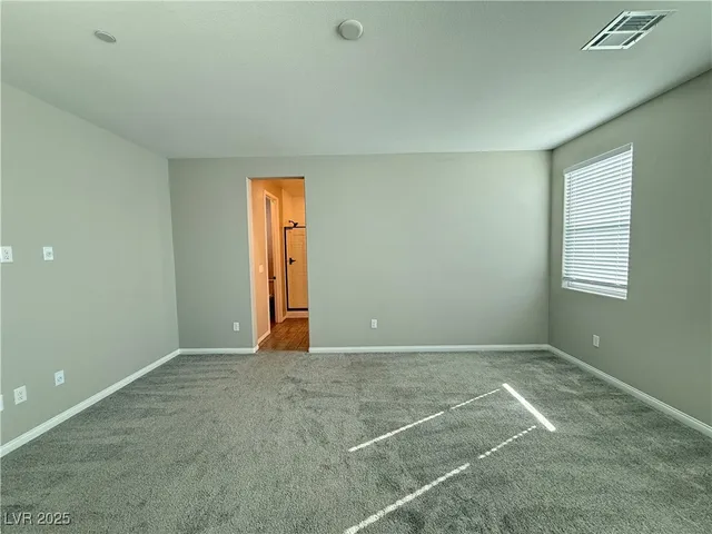 $2,050 | 6579 Dove Point Place, Las Vegas, NV 89130