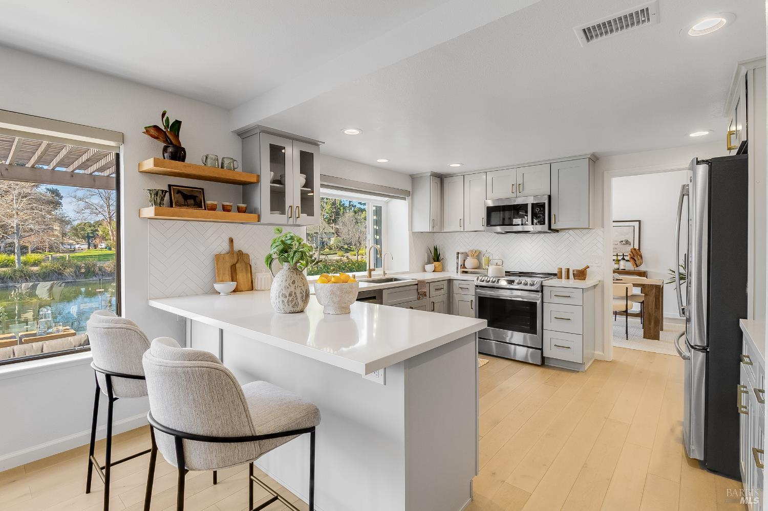 179 Oyster Pond Road Alameda, CA 94502 - Photo 26 of 98