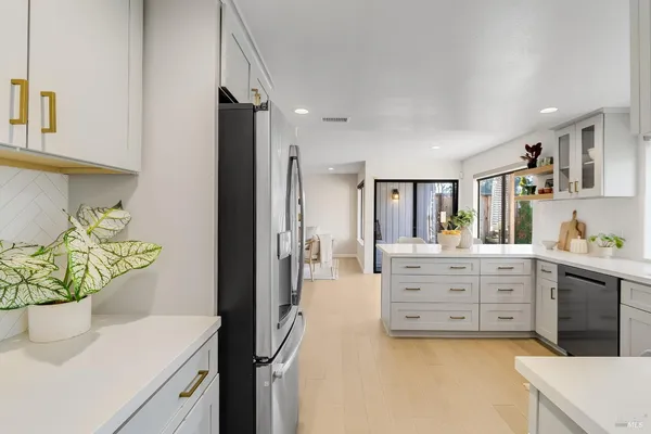 $1,748,000 | 179 Oyster Pond Road, Alameda, CA 94502