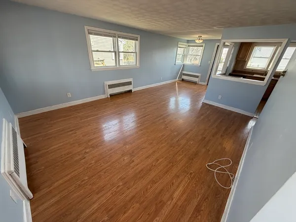 $3,250 | 40 Brookline Avenue, Hull, MA 02045