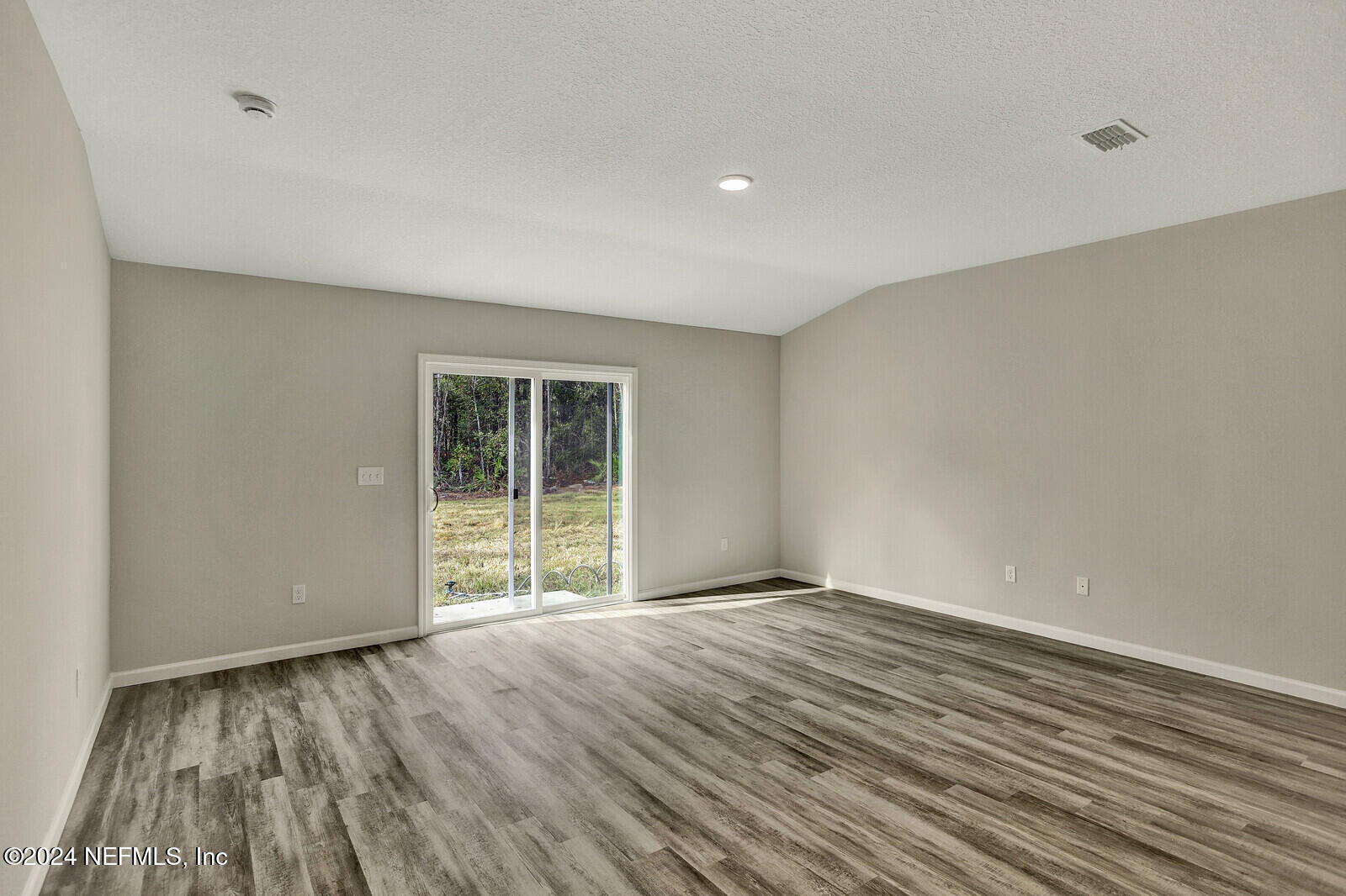 7267 Honda Drive Jacksonville, FL 32222 - Photo 12 of 26 Living Area
