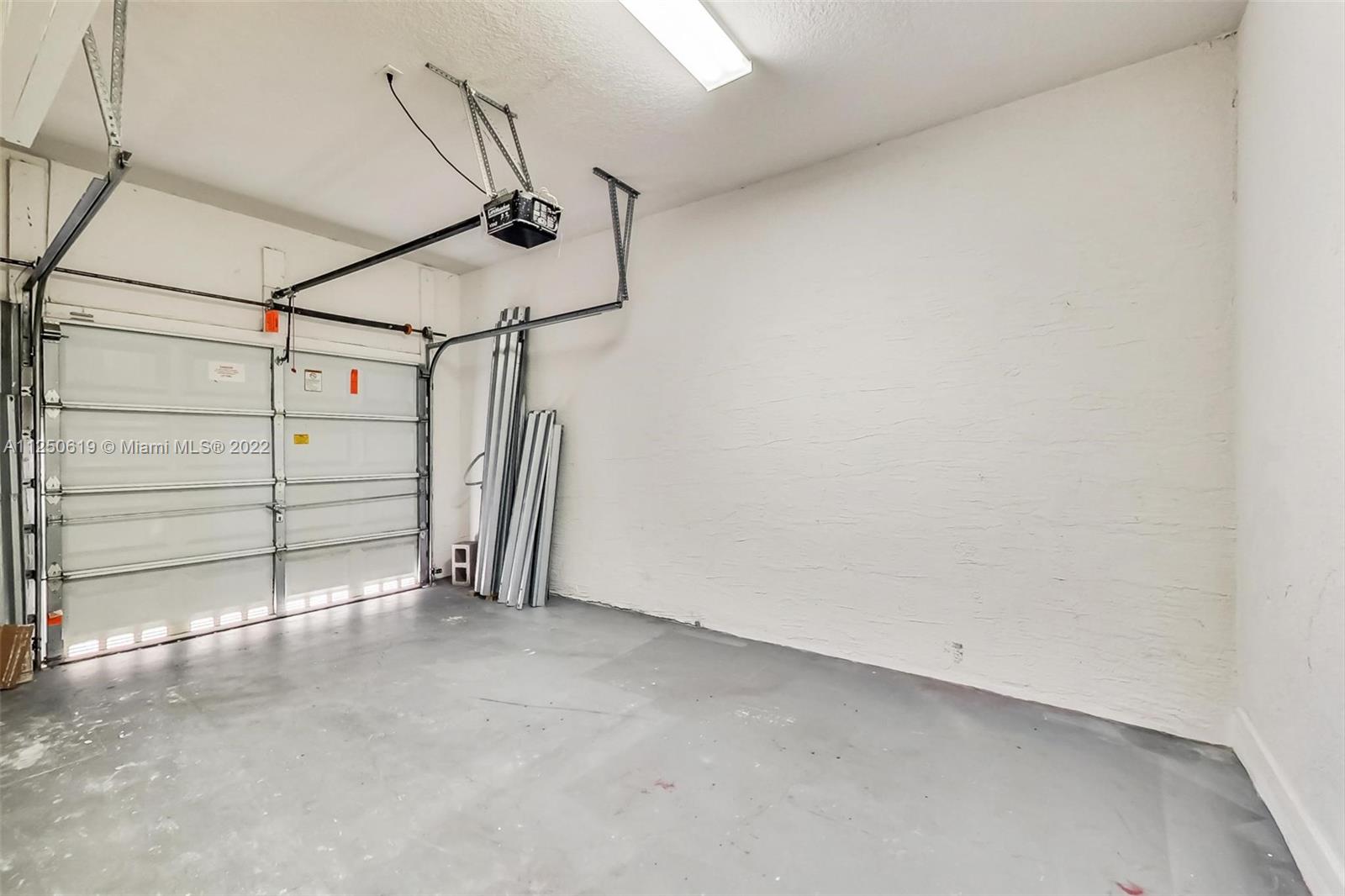 Silver Falls Miramar, FL 33027 - Photo 33 of 38 a view of a room with an empty space