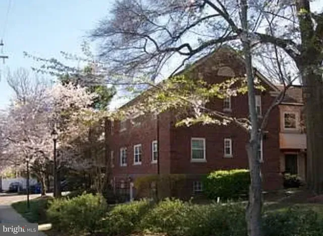 $2,250 | 2100 North Scott Street, Unit 101, Arlington, VA 22209