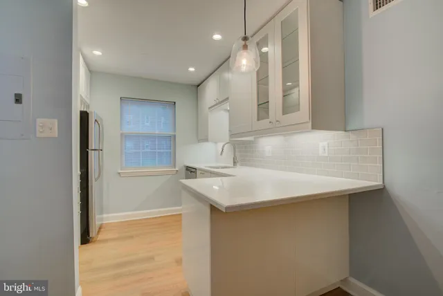 $2,250 | 2100 North Scott Street, Unit 101, Arlington, VA 22209