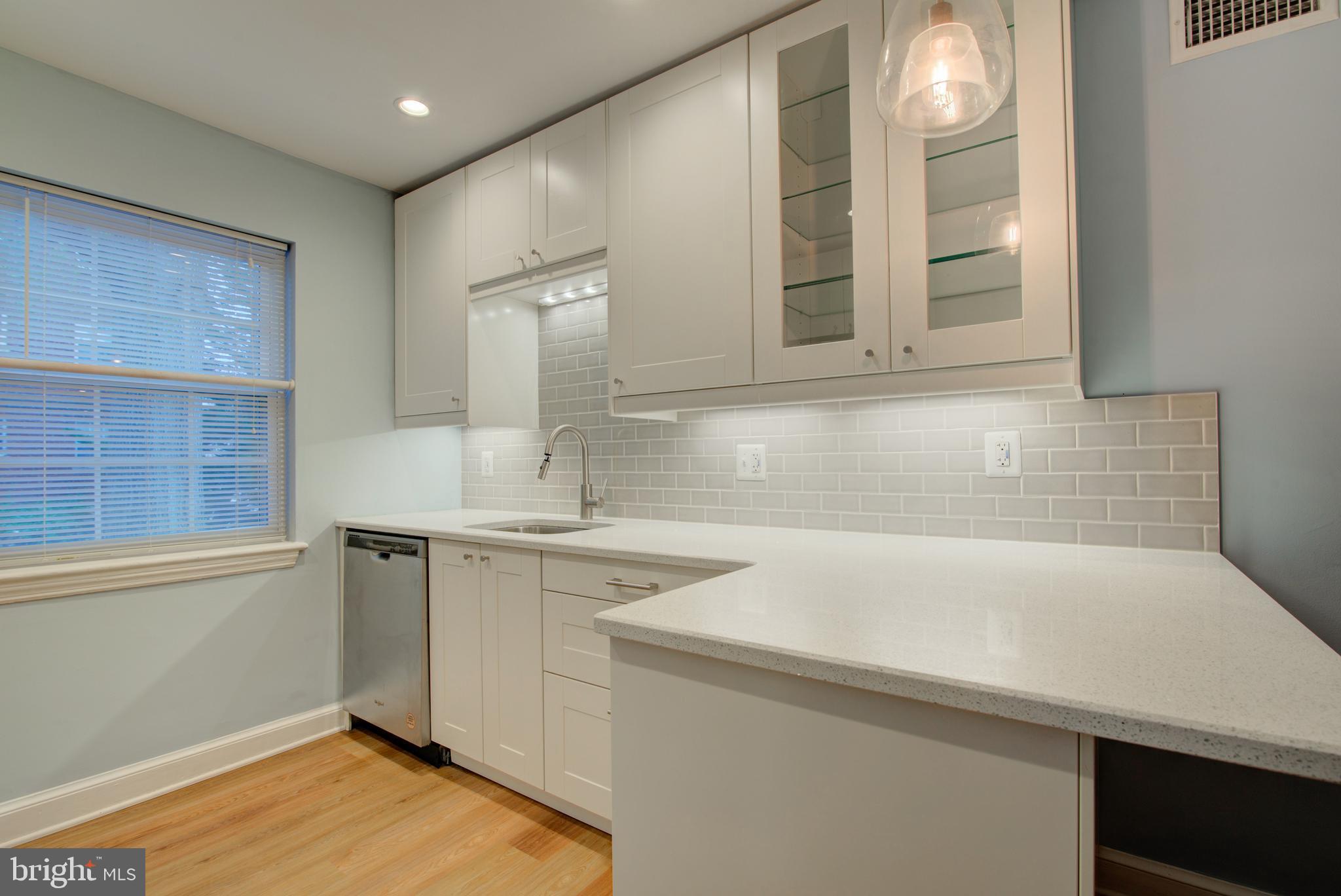 2100 North Scott Street, Unit 101 Arlington, VA 22209 - Photo 8 of 23