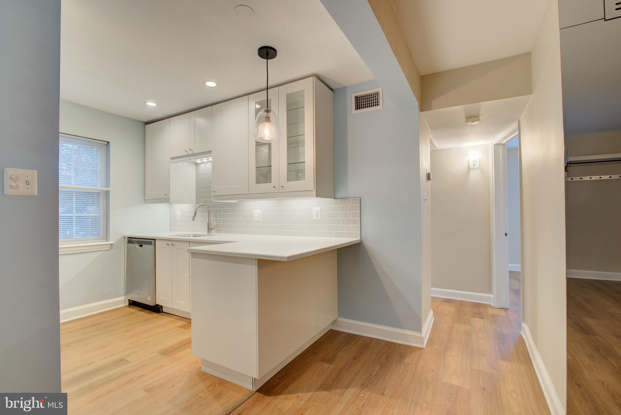 2100 North Scott Street, Unit 101 Arlington, VA 22209 - Photo 10 of 23