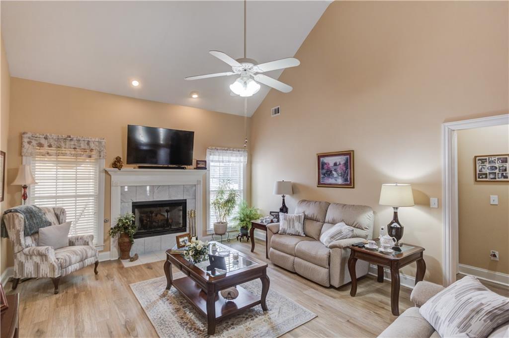 209 Chad Lane Loganville, GA 30052 - Photo 8 of 42