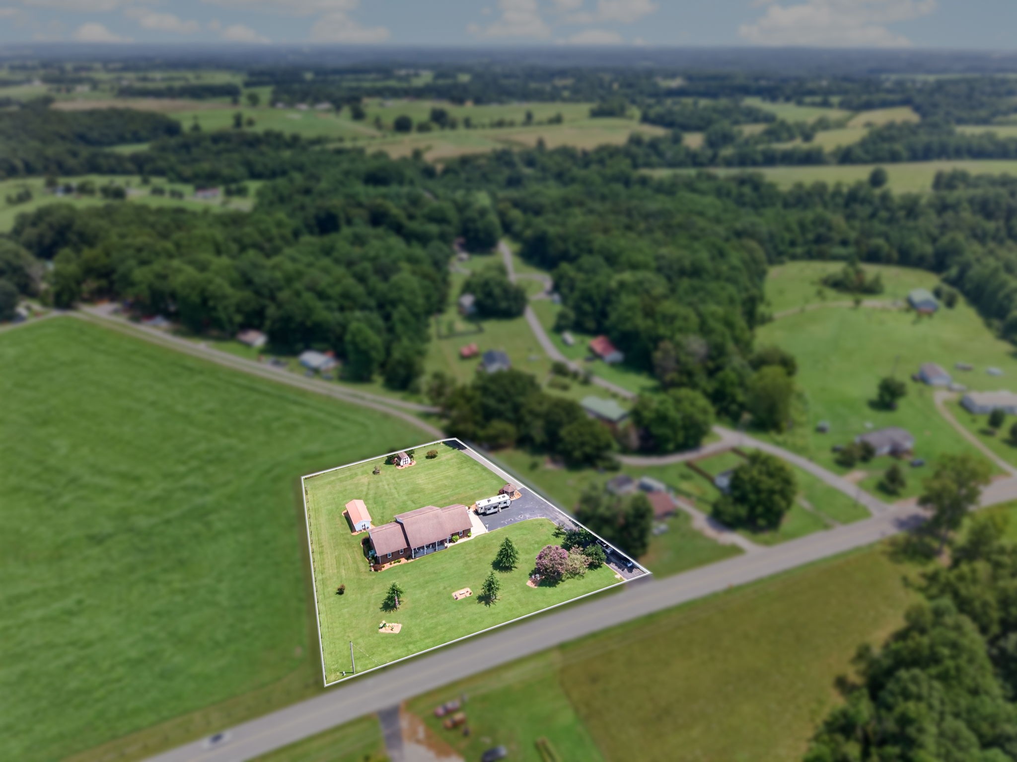 516 Gamaliel Road Red Boiling Springs, TN 37150 - Photo 3 of 48 Gallery Image 3