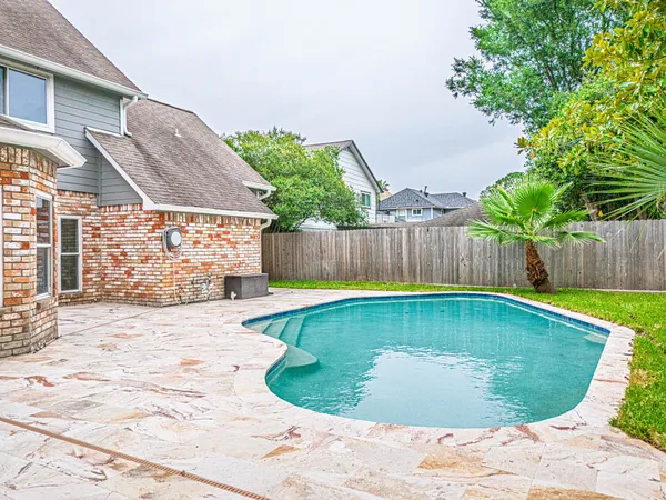 $4,000 | 2287 Woodland Springs Street, Houston, TX 77077