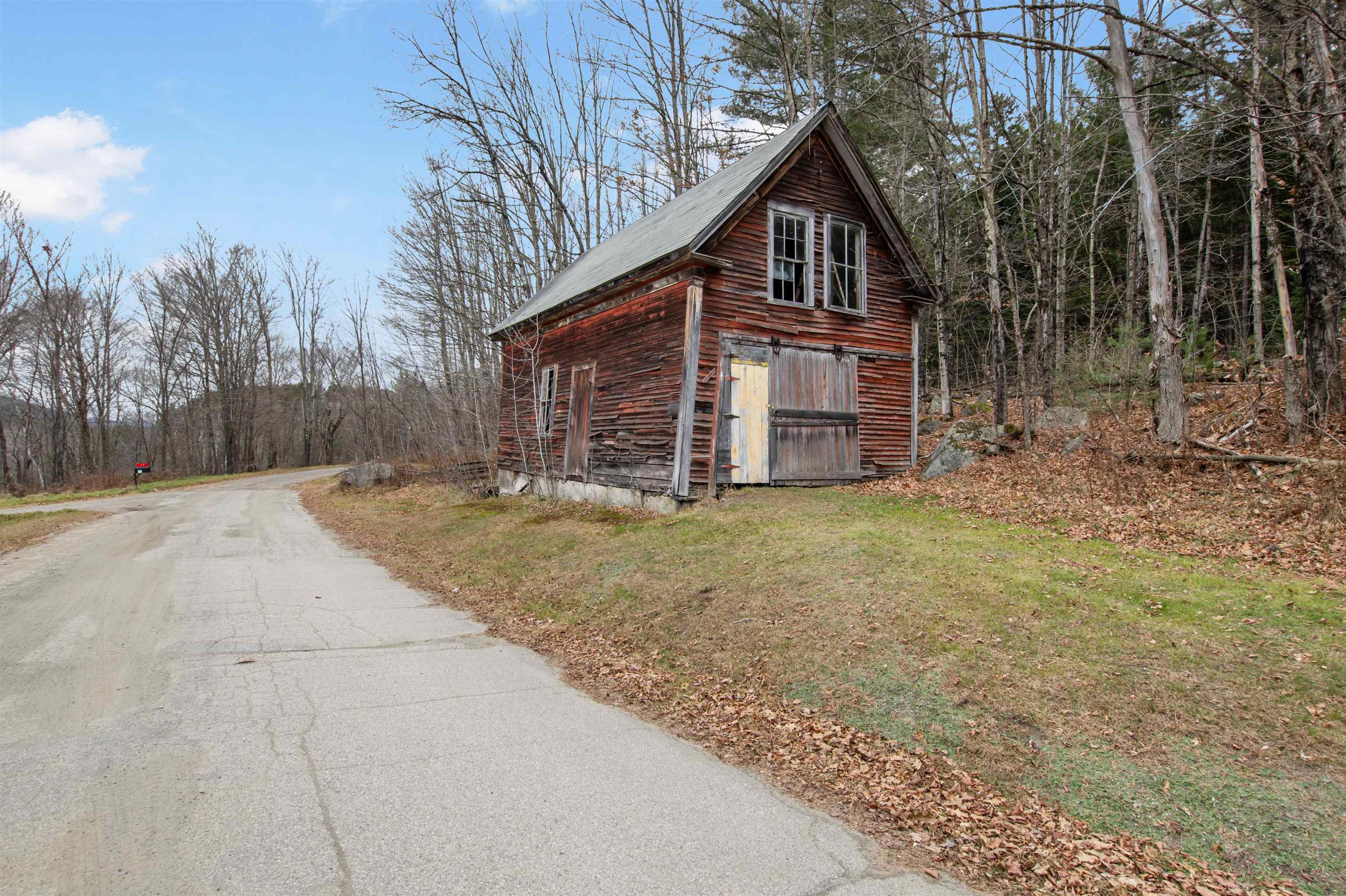 9 Fuller Road Stratford, NH 03590 - Photo 12 of 46