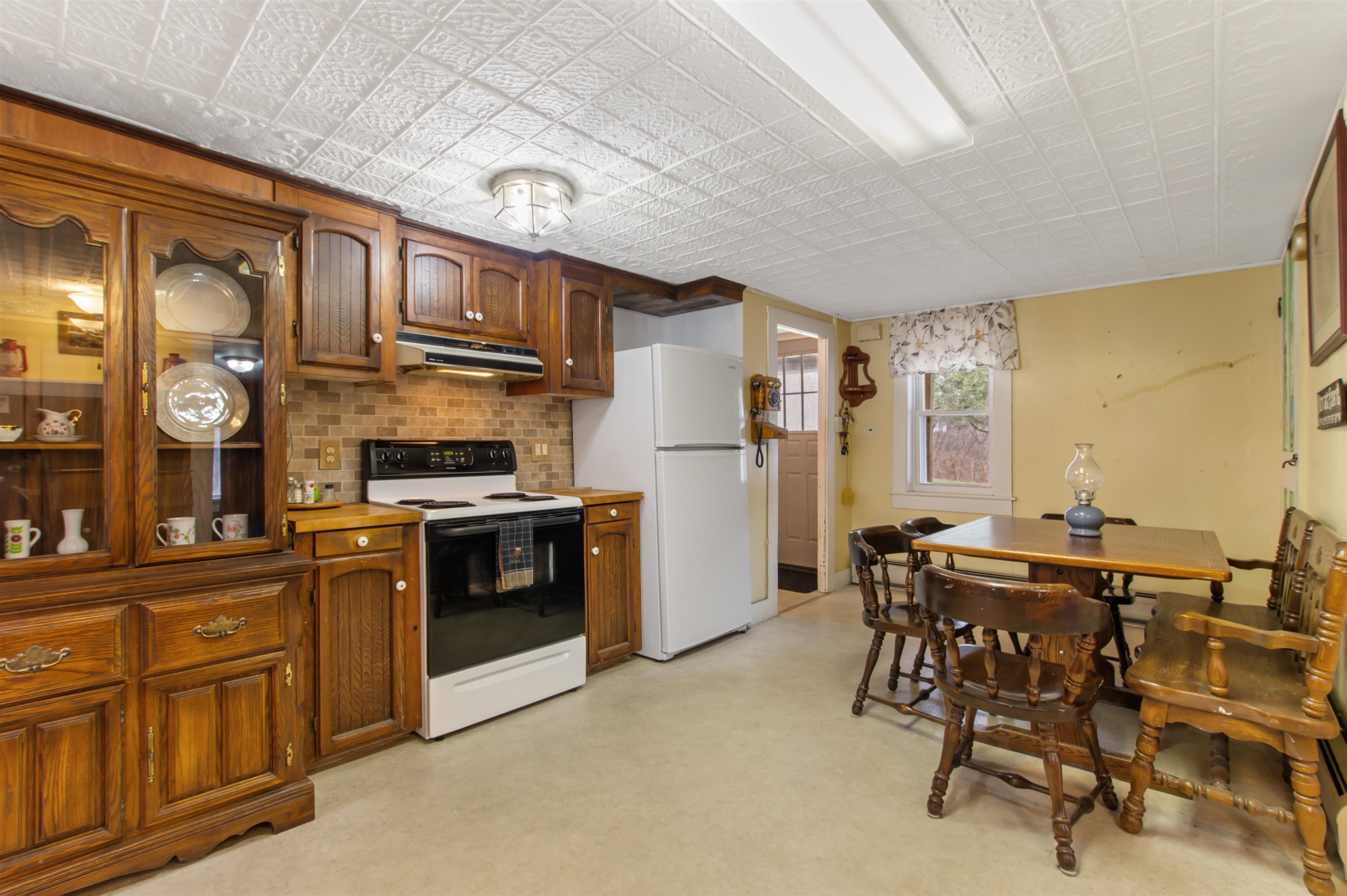 9 Fuller Road Stratford, NH 03590 - Photo 20 of 46