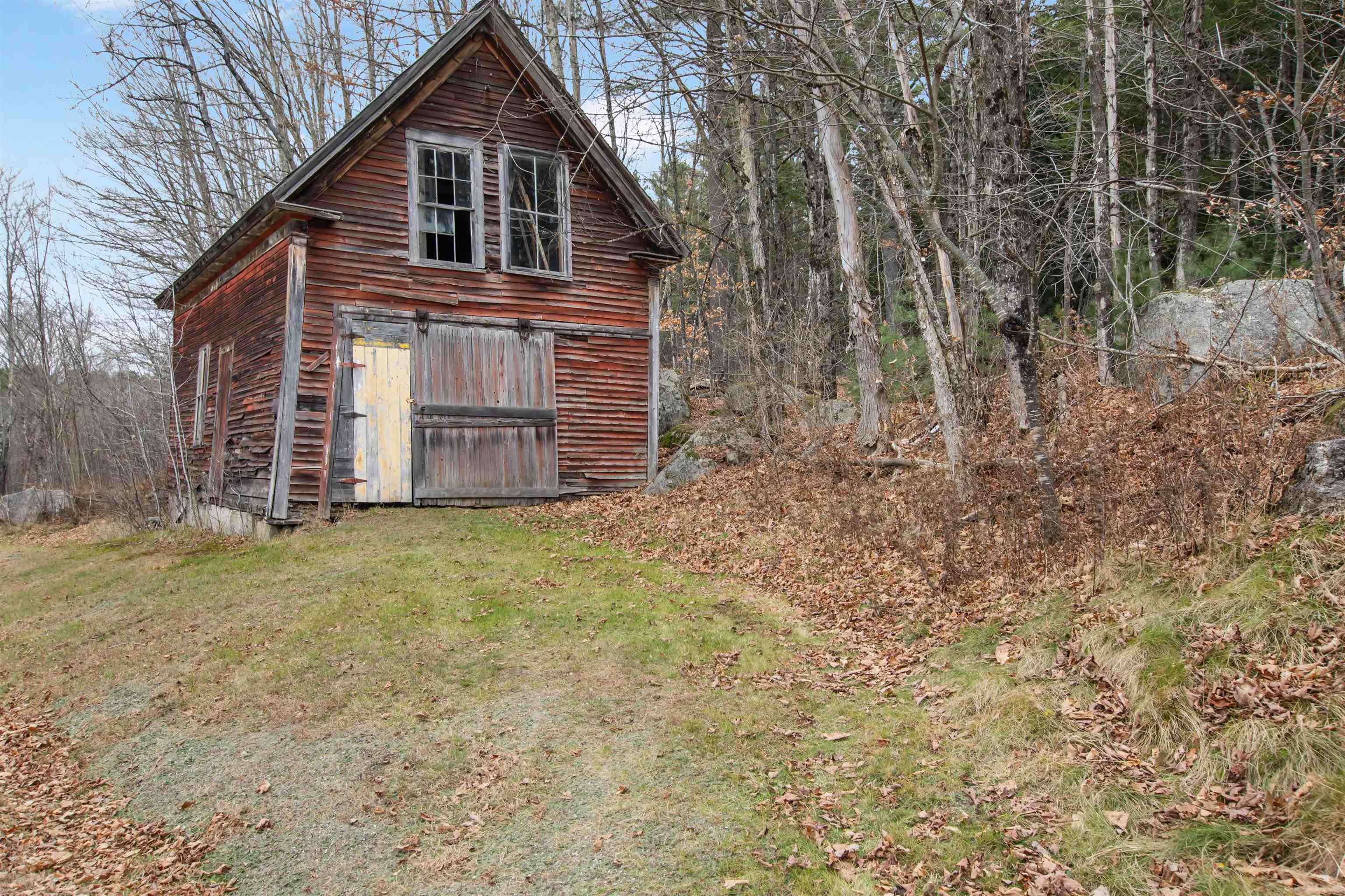 9 Fuller Road Stratford, NH 03590 - Photo 8 of 46