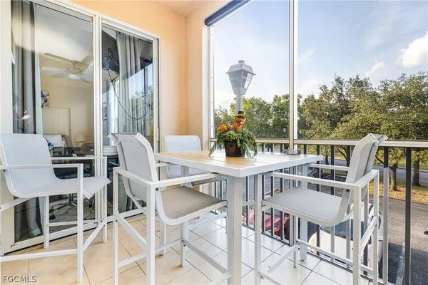 $1,650 | 9055 Colby Drive, Unit 2213, Fort Myers, FL 33919