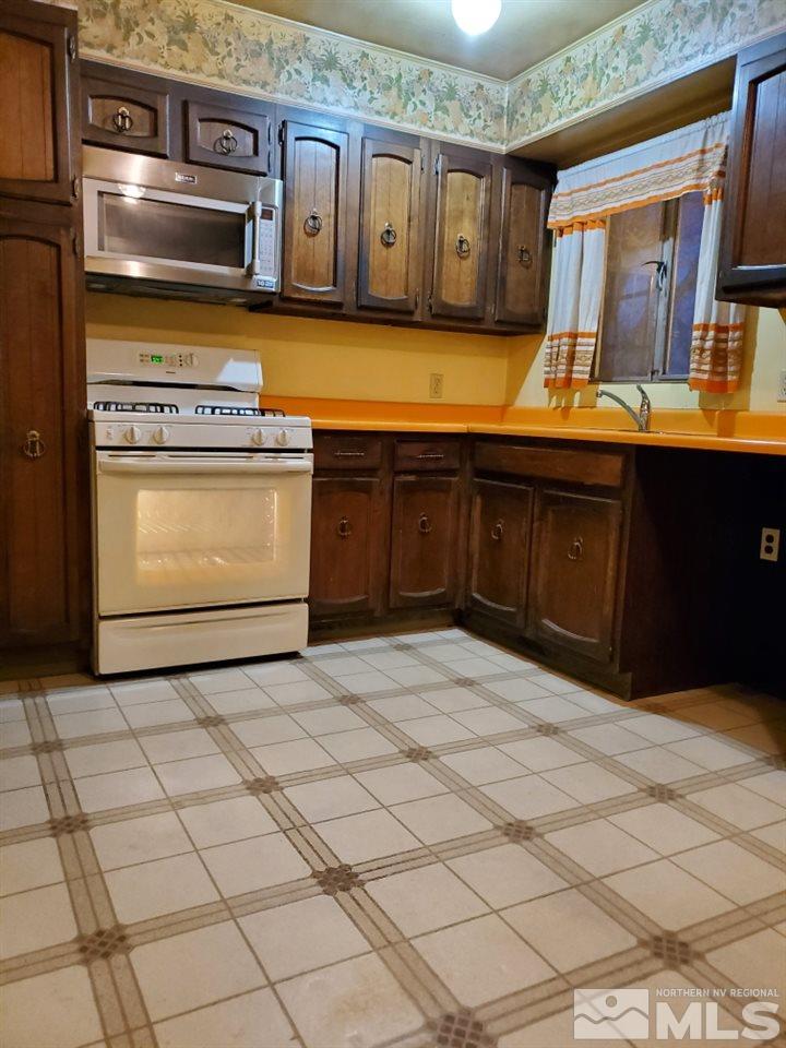 1570 Auburn Way Reno, NV 89502 - Photo 21 of 31 Photo 22