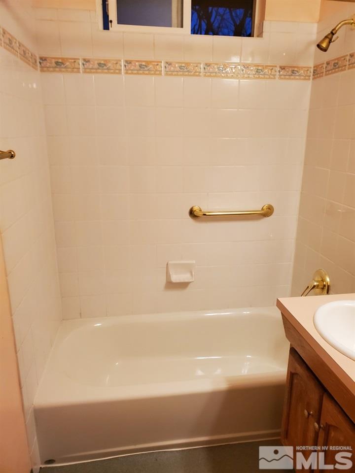 1570 Auburn Way Reno, NV 89502 - Photo 22 of 31 Photo 23