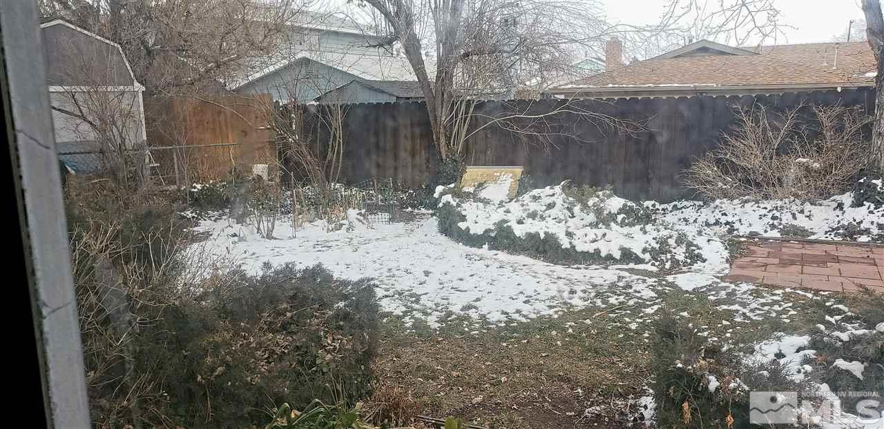 1570 Auburn Way Reno, NV 89502 - Photo 4 of 31 Photo 4