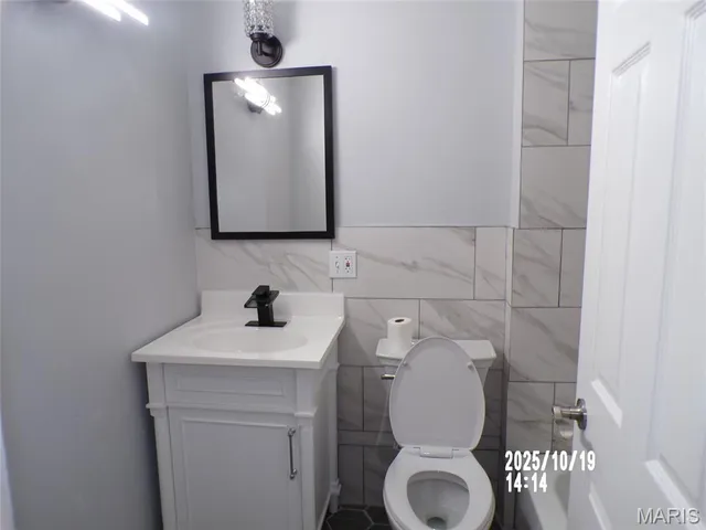 $258,000 | 4348 Vandals Drive, Florissant, MO 63033