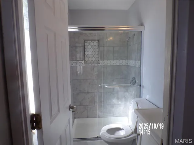 $258,000 | 4348 Vandals Drive, Florissant, MO 63033