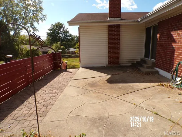 $248,000 | 4348 Vandals Drive, Florissant, MO 63033