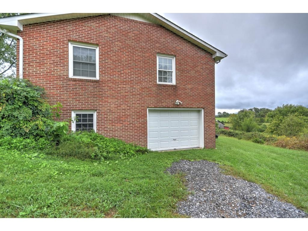 356 McAmis Road Greeneville, TN 37745 - Photo 29 of 36 Photo 29