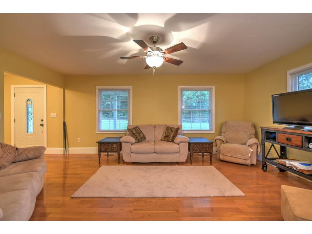 356 McAmis Road Greeneville, TN 37745 - Photo 5 of 36 Photo 5