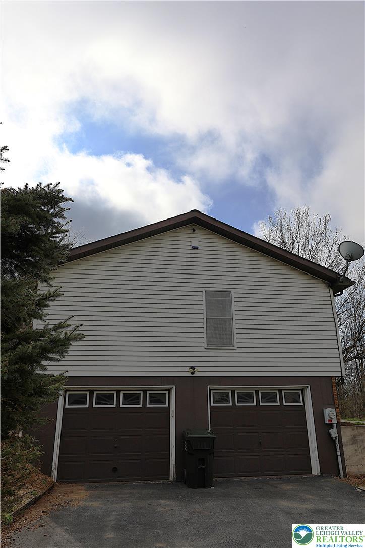 4733 Hillside Road Coplay, PA 18037 - Photo 15 of 18 Garage