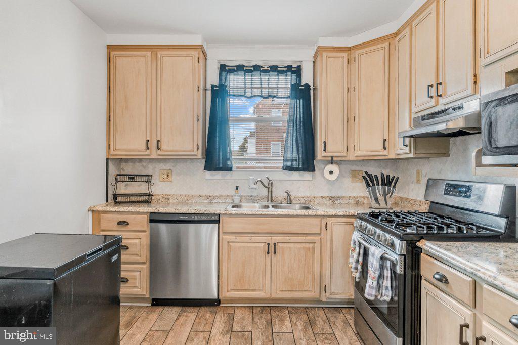 4117 Granite Road Baltimore, MD 21206 - Photo 11 of 38 Charming kitchen with modern finishes.