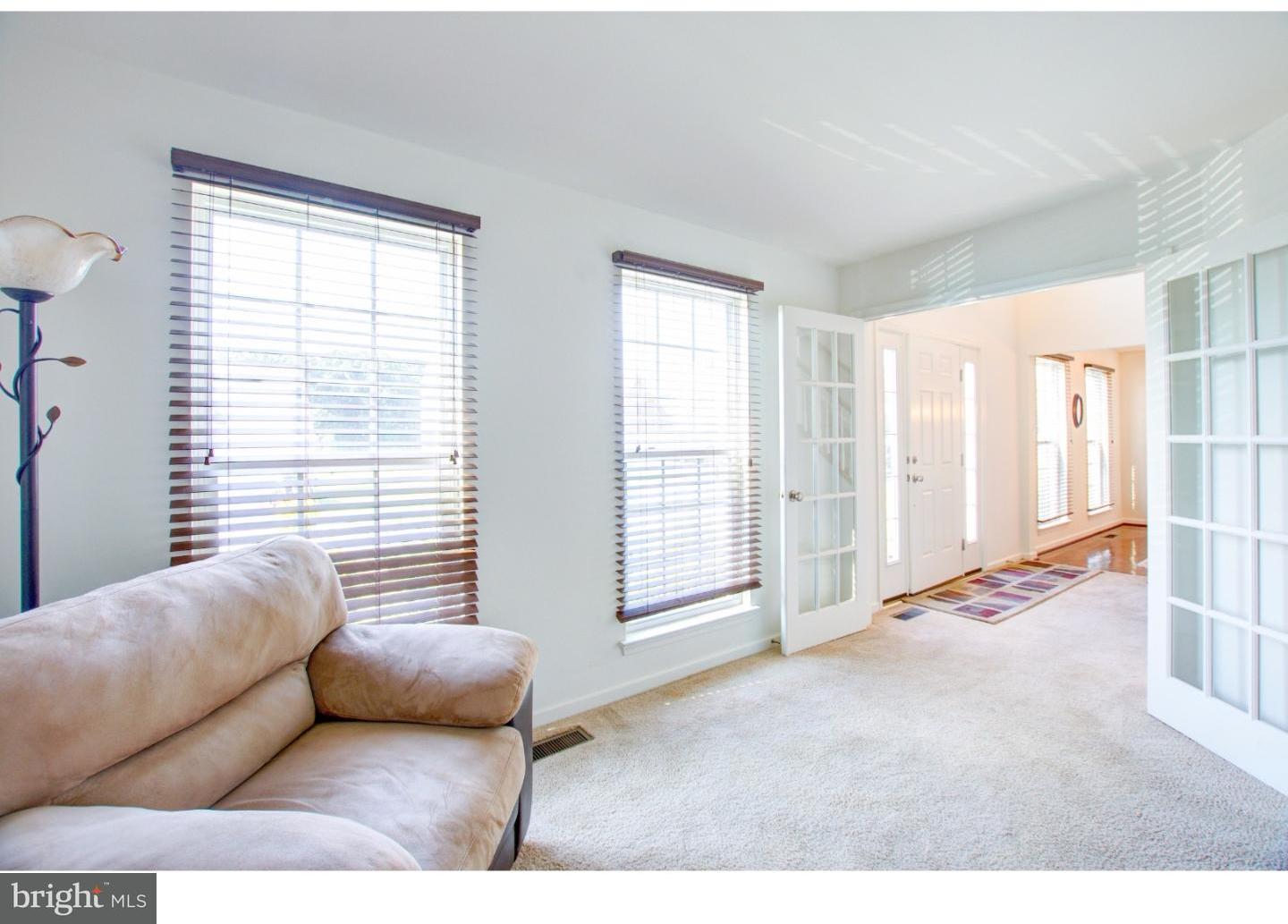 634 Sligo Road Avondale, PA 19311 - Photo 2 of 25 Living Room