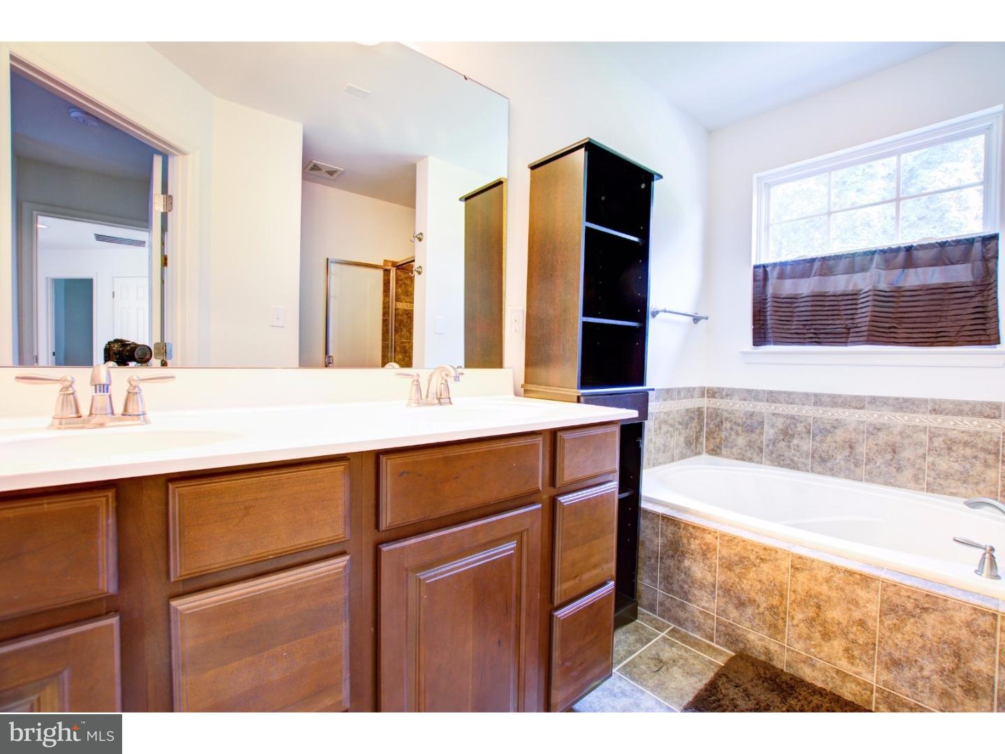 634 Sligo Road Avondale, PA 19311 - Photo 16 of 25 Master Bathroom