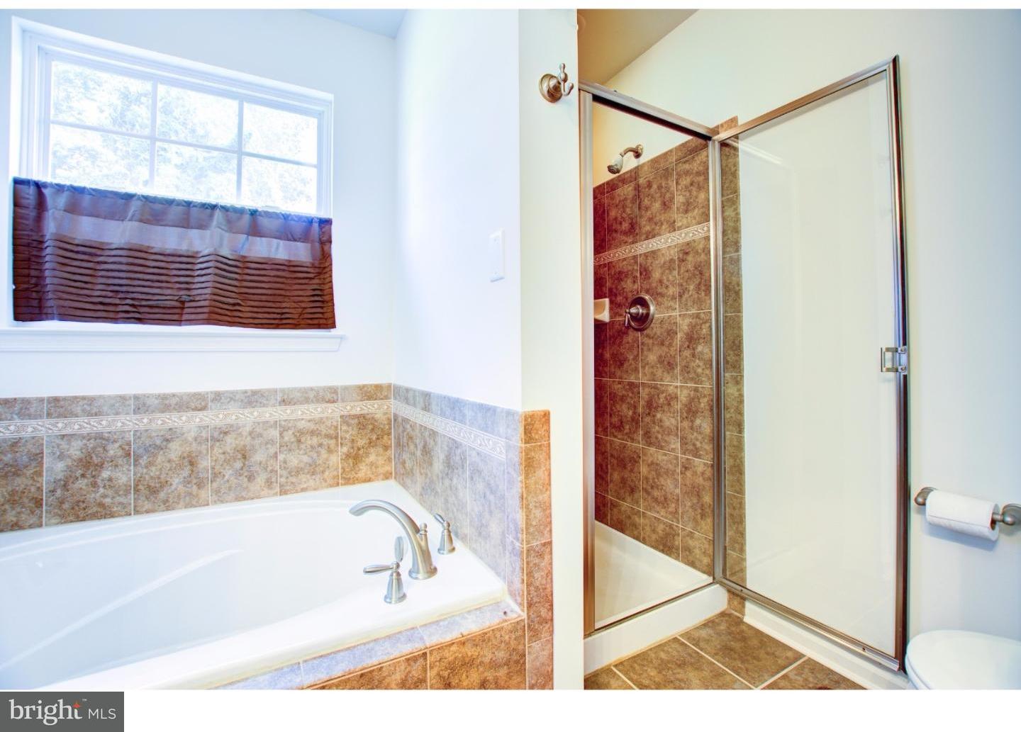 634 Sligo Road Avondale, PA 19311 - Photo 17 of 25 Master Bathroom