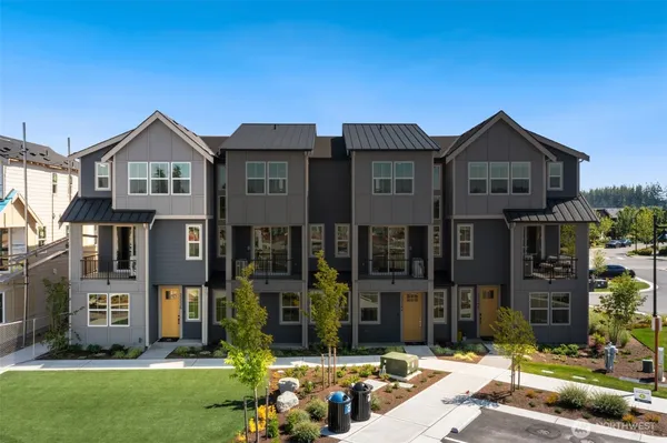 $736,400 | 23336 Franklin Circle, Unit 15, Black Diamond, WA 98010