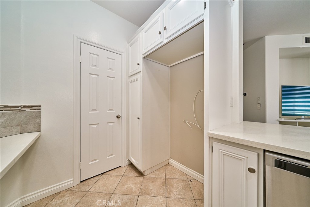 441 Ridgeway Irvine, CA 92620 - Photo 16 of 47