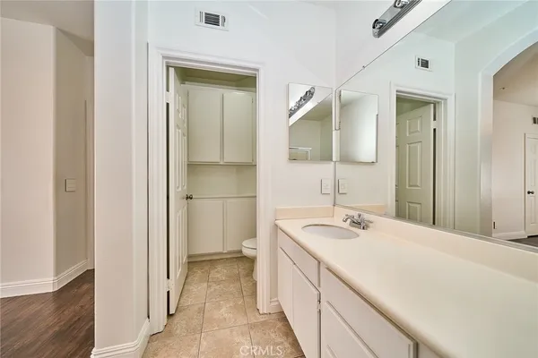 $3,700 | 441 Ridgeway, Irvine, CA 92620