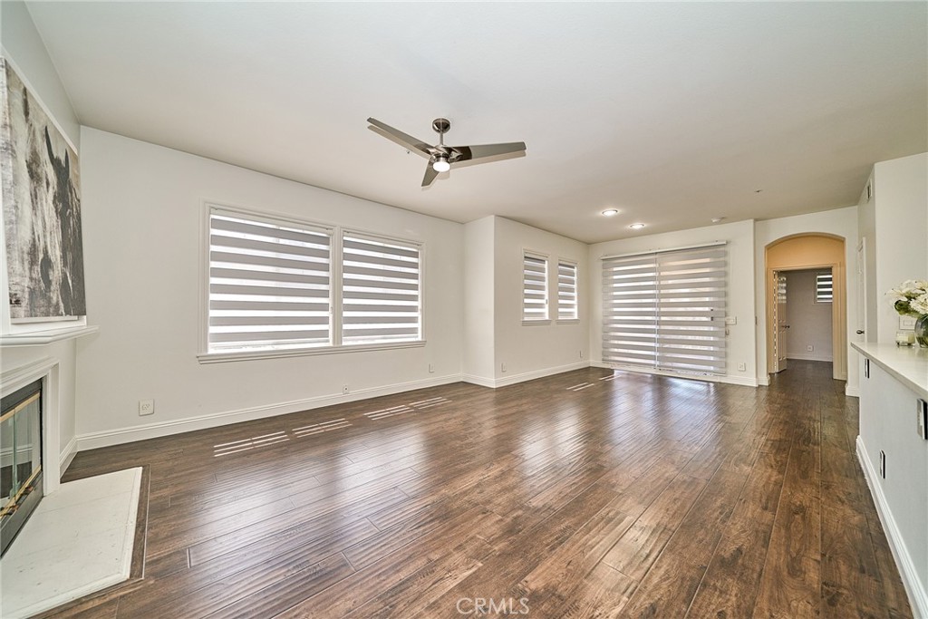 441 Ridgeway Irvine, CA 92620 - Photo 4 of 47