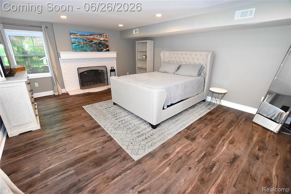 9497 Ellis Road Clarkston, MI 48348 - Photo 17 of 25
