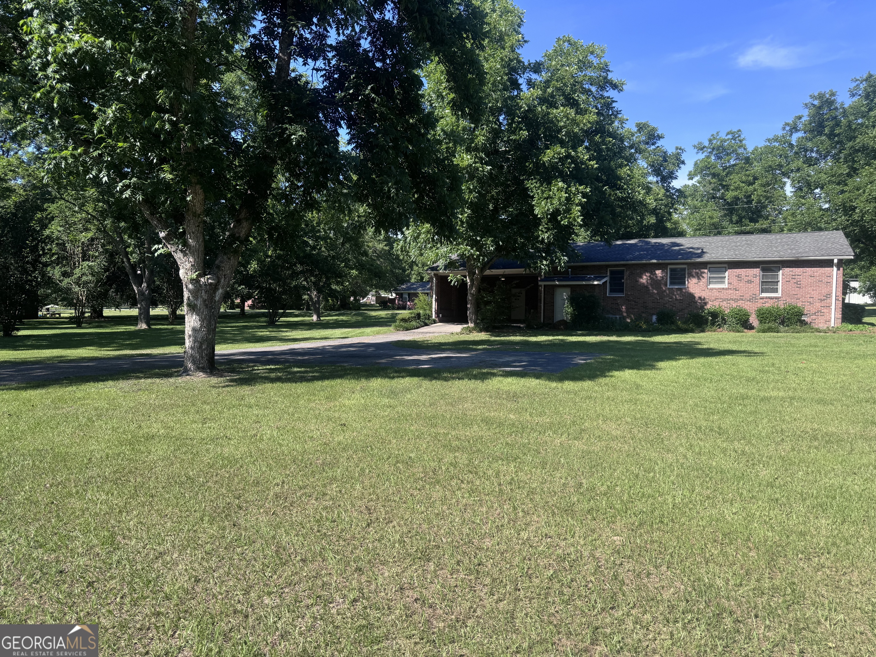 411 North Omega Street Dexter, GA 31019 - Photo 5 of 44